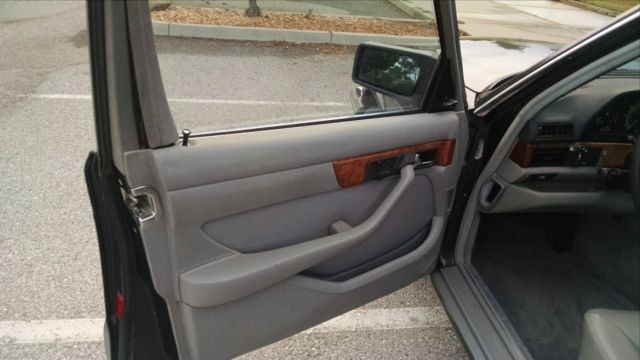 1985 Mercedes-Benz 500-Series - photo 10