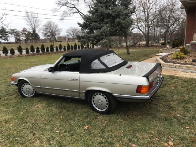 1985 Mercedes-Benz SL-Class - photo 6