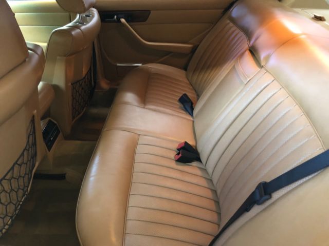 1985 Mercedes-Benz 300-Series - photo 11