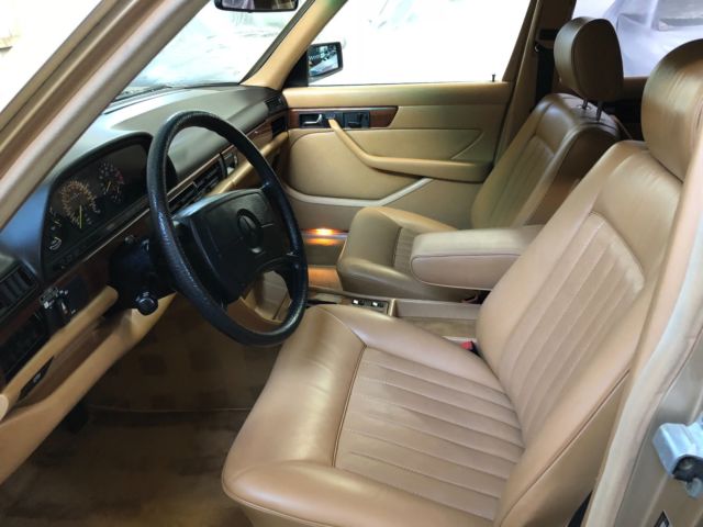 1985 Mercedes-Benz 300-Series - photo 13