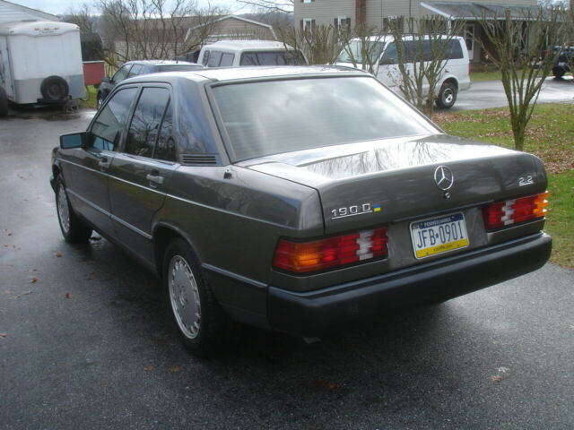 1985 Mercedes-Benz 190-Series gray leather - photo 6