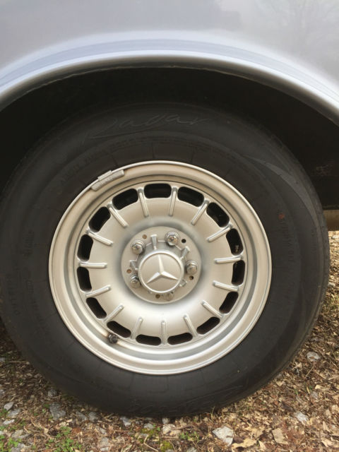 1985 Mercedes-Benz 200-Series 280CE - photo 12