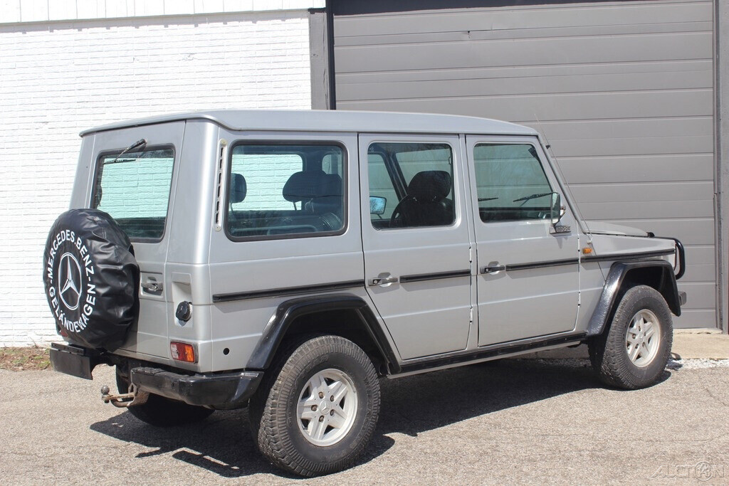 1985 Mercedes-Benz G-Class 280GE Wagon - photo 3