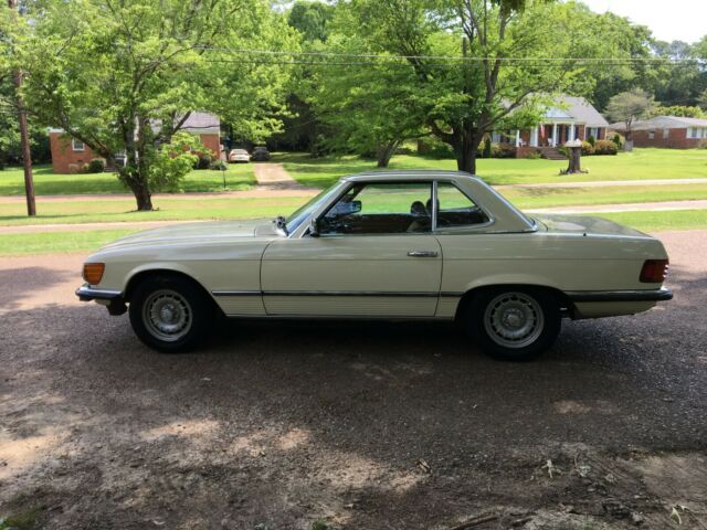 1985 Mercedes Benz 280SL Euro Small Bumper 1985 Mercedes-Benz SL-Class Factory Hard Top