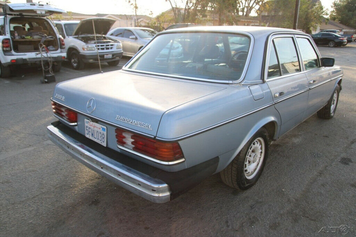 1985 Mercedes-Benz 300-Series 300 D - photo 5