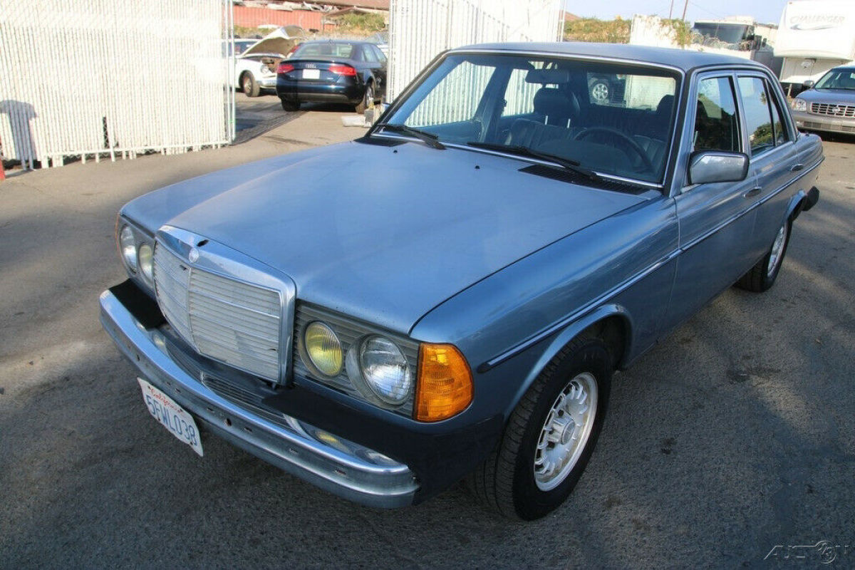 1985 Mercedes-Benz 300-Series 300 D - photo 9