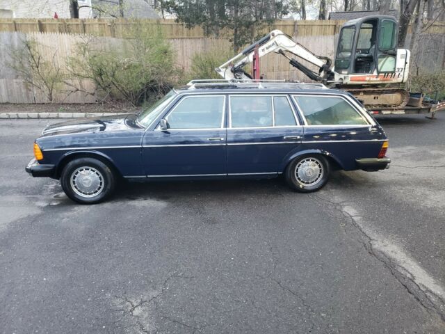 1985 Mercedes-Benz 300-Series - photo 4