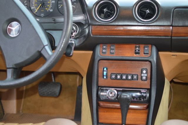 1985 Mercedes-Benz 300-Series 300 TDT Station Wagon - photo 8