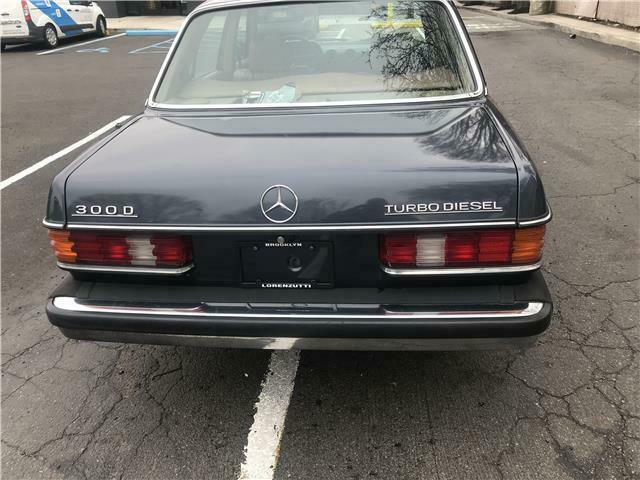 1985 Mercedes-Benz 300-Series 300D-T - photo 11
