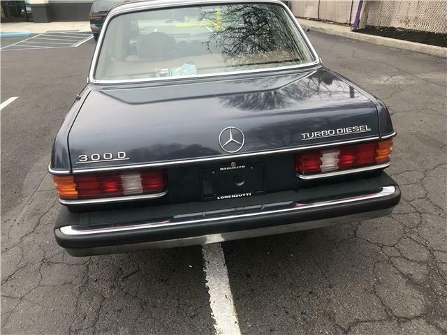 1985 Mercedes-Benz 300-Series 300D-T - photo 9
