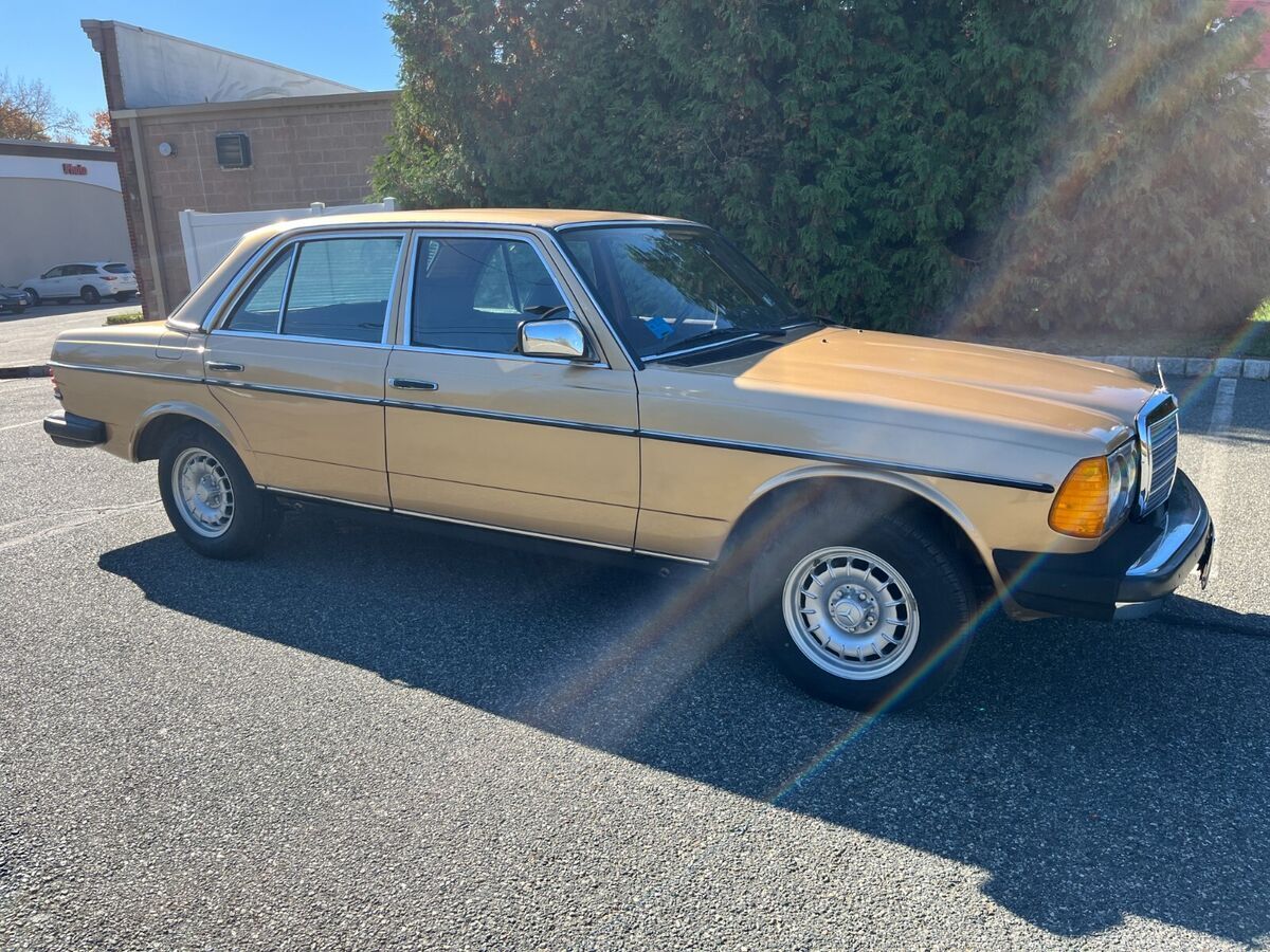 1985 Mercedes-Benz 300-Series 300D W123 TURBO DIESEL - photo 3