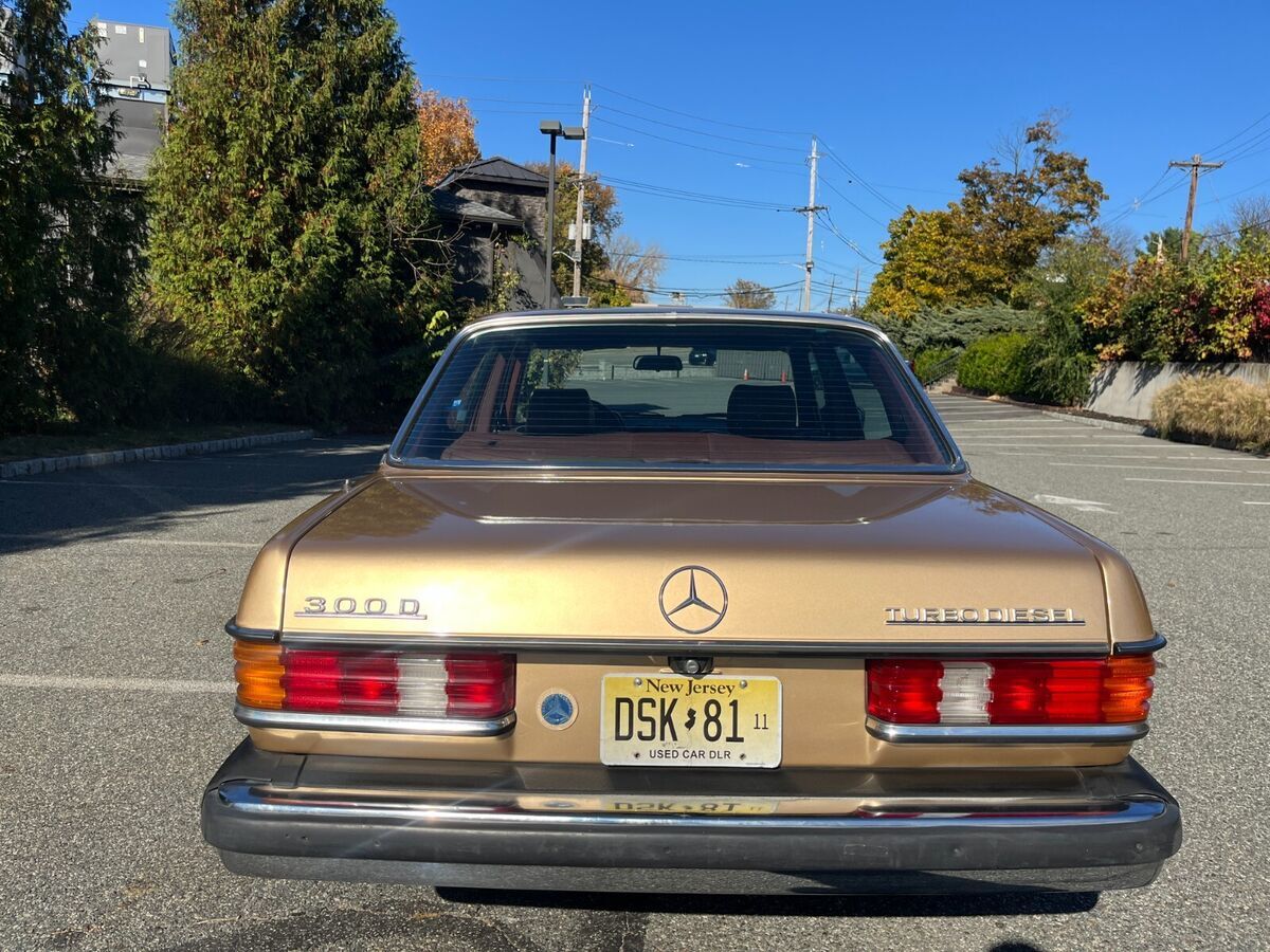 1985 Mercedes-Benz 300-Series 300D W123 TURBO DIESEL - photo 8