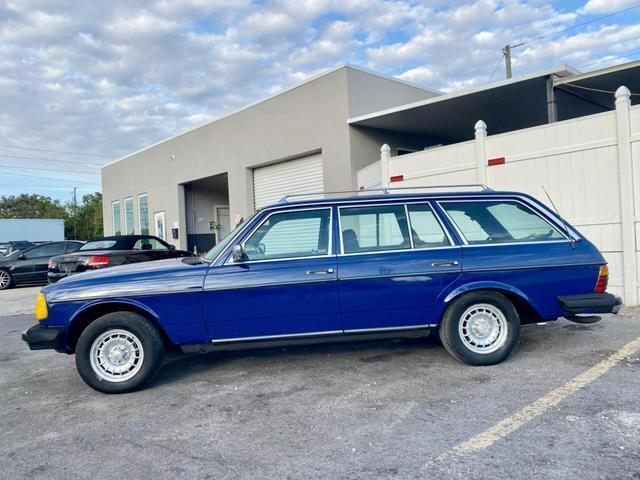 1985 Mercedes-Benz 300-Series 300TD 4D Wagon - photo 9