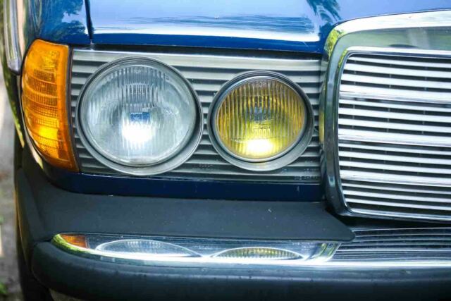 1985 Mercedes-Benz 300-Series W123 - photo 10