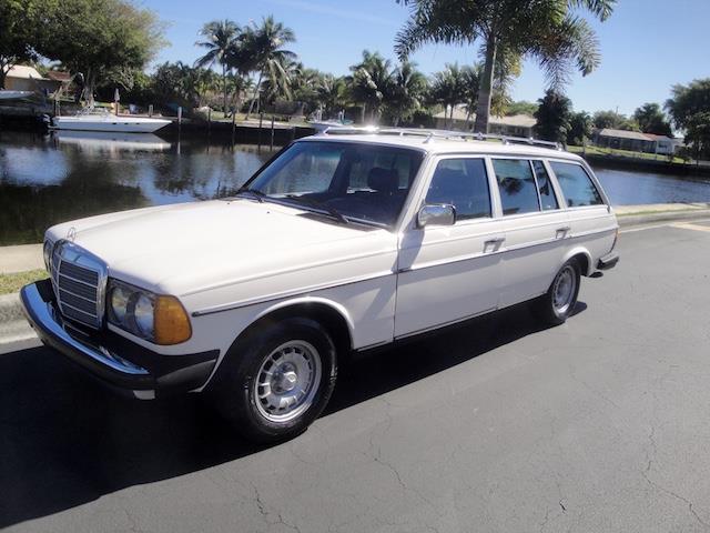 1985 Mercedes-Benz 300 series 300TD-T - photo 2