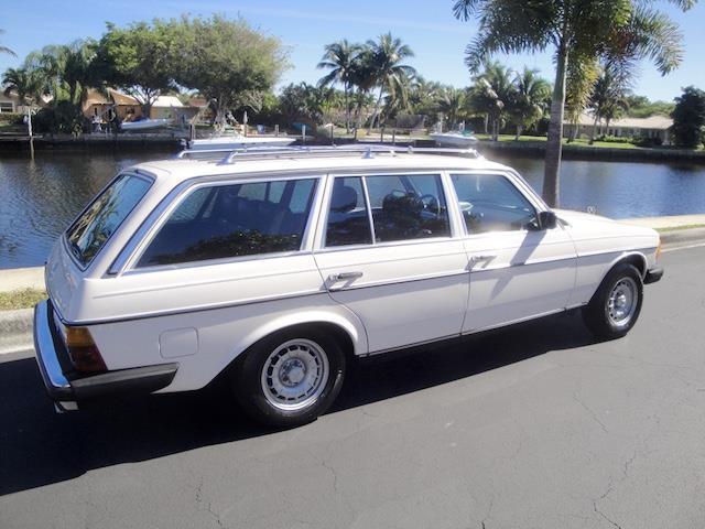 1985 Mercedes-Benz 300 series 300TD-T - photo 3