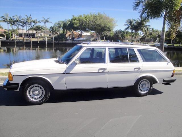 1985 Mercedes-Benz 300 series 300TD-T - photo 4