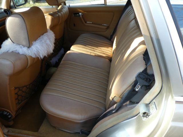1985 Mercedes-Benz 300-Series 300TD-T - photo 12