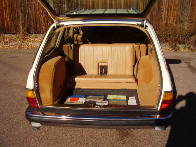 1985 Mercedes-Benz 300-Series 5 Door Wagon - photo 8