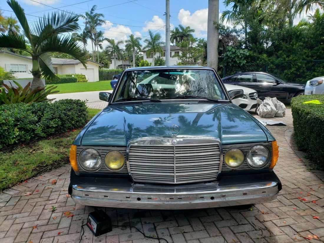 1985 Mercedes-Benz 300-Series DT - photo 3