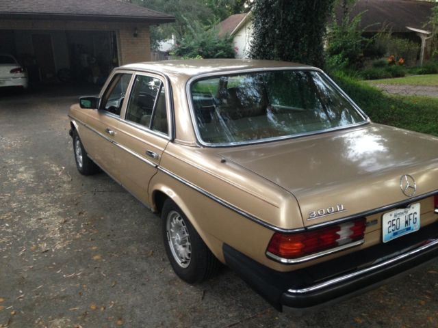 1985 Mercedes-Benz 300-Series - photo 8