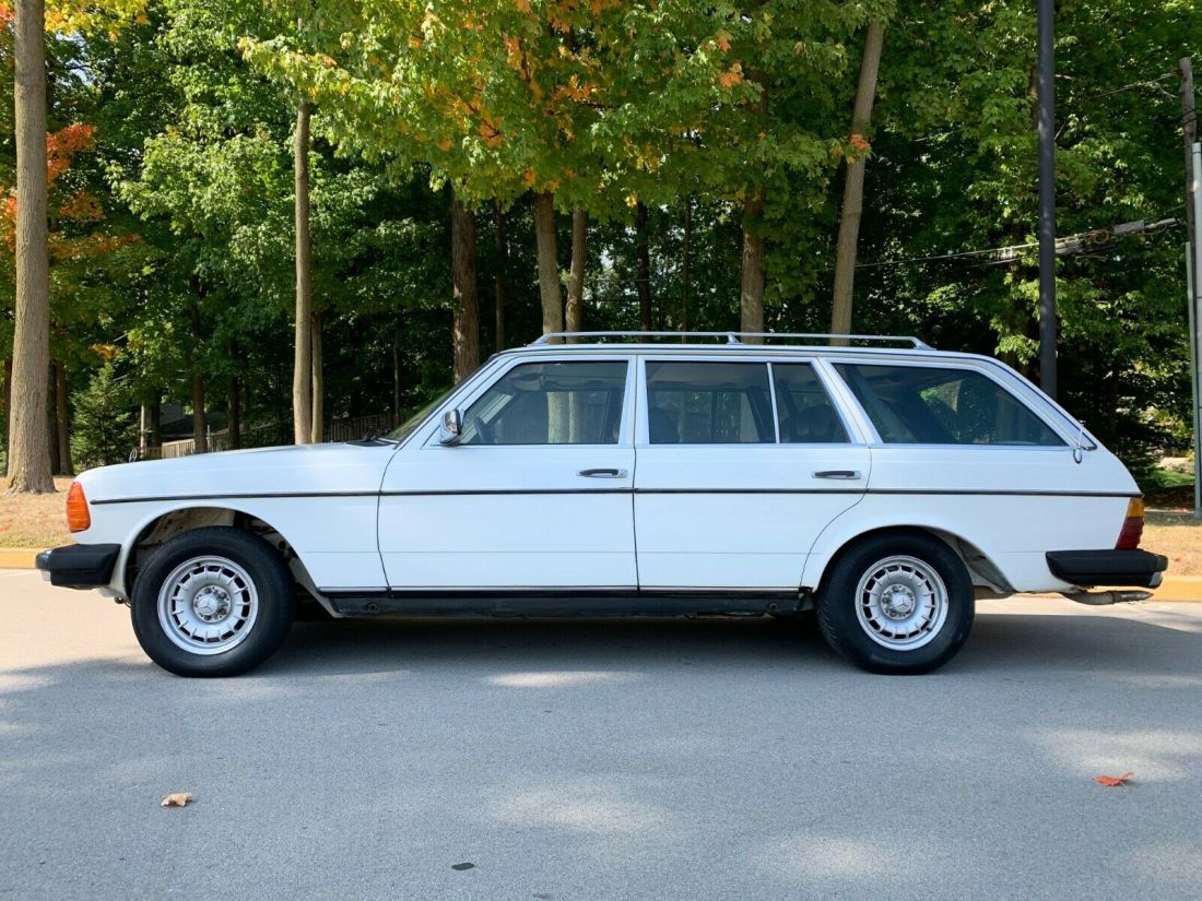 1985 Mercedes-Benz 300-Series *W123*300TD TURBODIESEL DIESEL WAGON*NO RESERVE! - photo 4