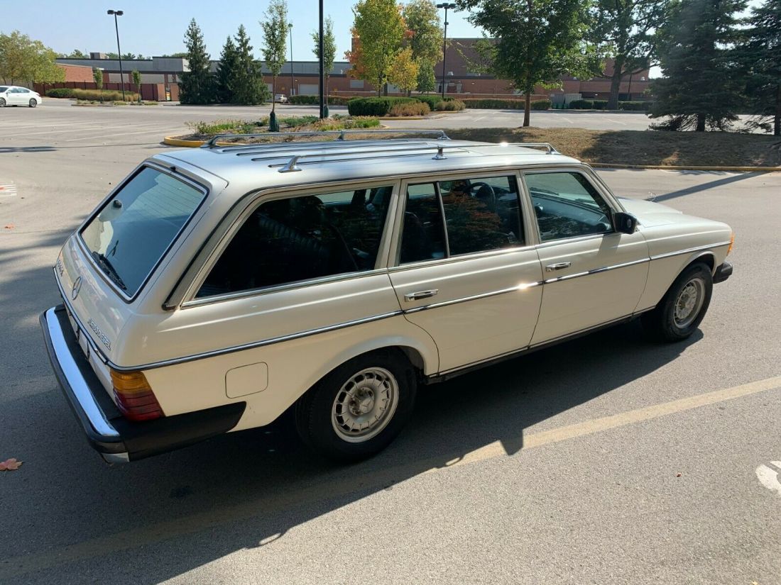 1985 Mercedes-Benz 300-Series *W123*300TD TURBODIESEL DIESEL WAGON*NO RESERVE! - photo 9