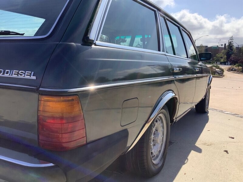 1985 300-Series 300 TD - photo 12
