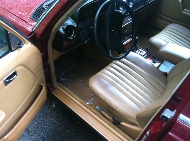 1985 Mercedes-Benz 300-Series wagon - photo 8
