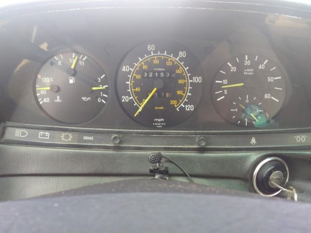 1985 Mercedes-Benz 300-Series - photo 12