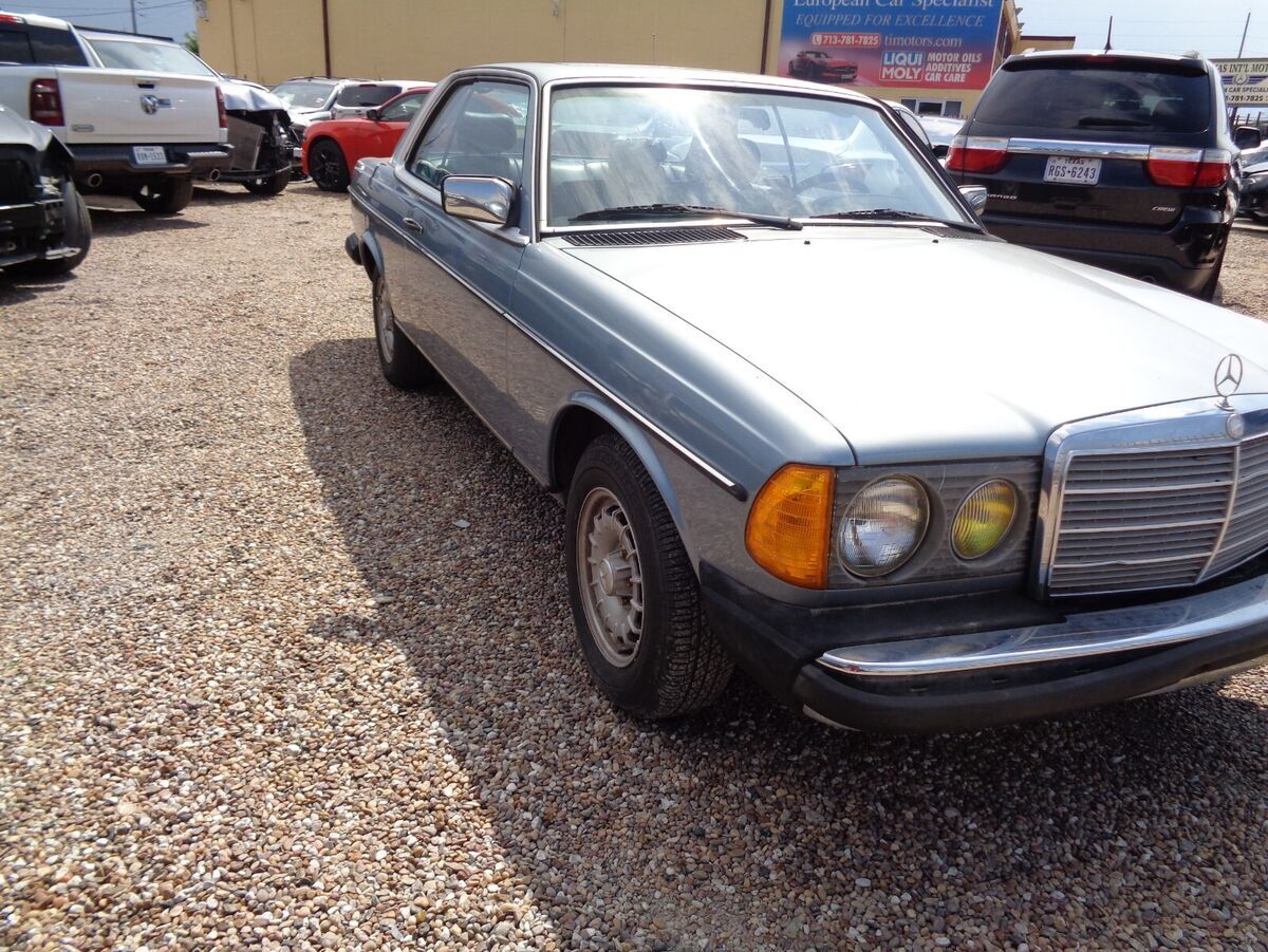 1985 Mercedes-Benz 300CD - photo 3