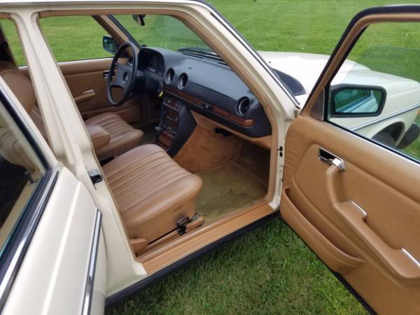 1985 Mercedes-Benz 300-Series - photo 3