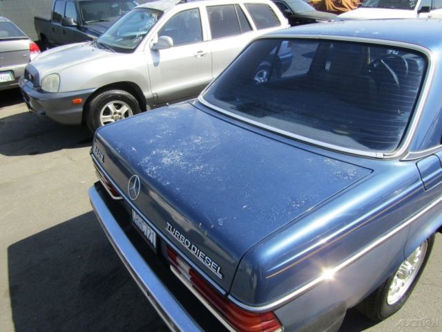 1985 Mercedes-Benz 300-Series 4 Dr Turbodiesel - photo 12