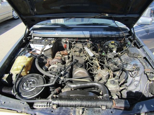 1985 Mercedes-Benz 300-Series 4 Dr Turbodiesel - photo 4