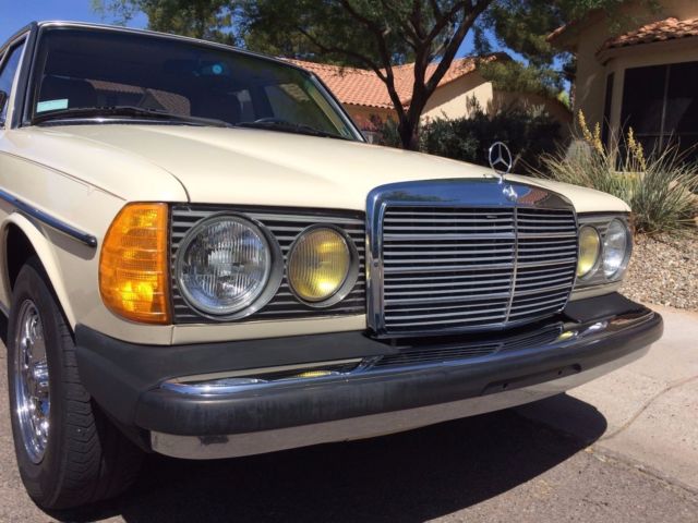 1985 Mercedes-Benz 300-Series - photo 2