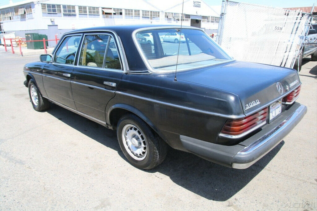 1985 Mercedes-Benz 300-Series 300 D - photo 3