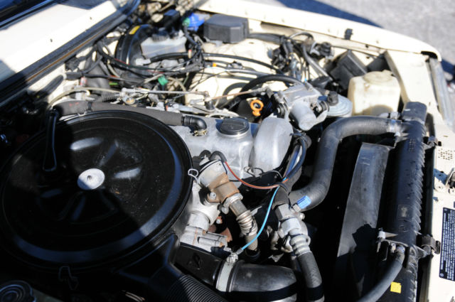 1985 Mercedes-Benz 300-Series - photo 11