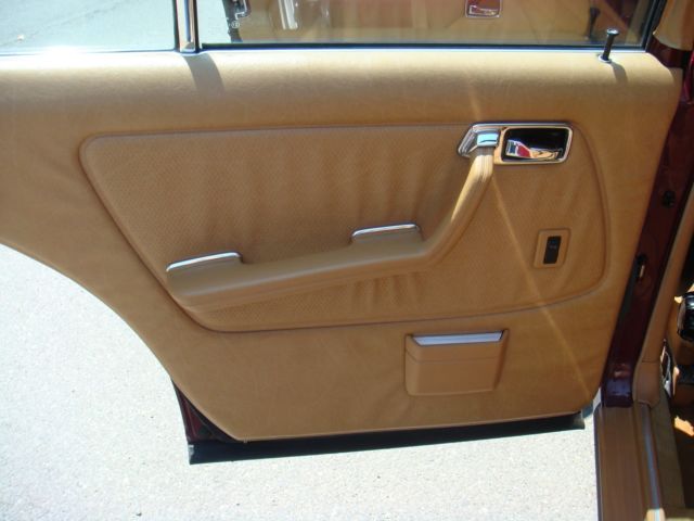 1985 Mercedes-Benz 300-Series - photo 12