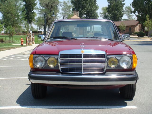 1985 Mercedes-Benz 300-Series - photo 2