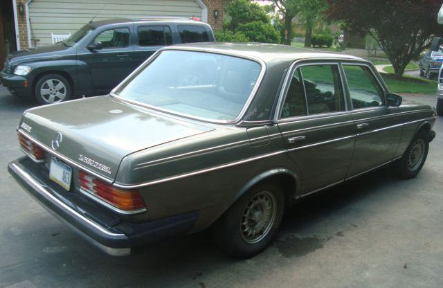 1985 Mercedes-Benz 300-Series - photo 4