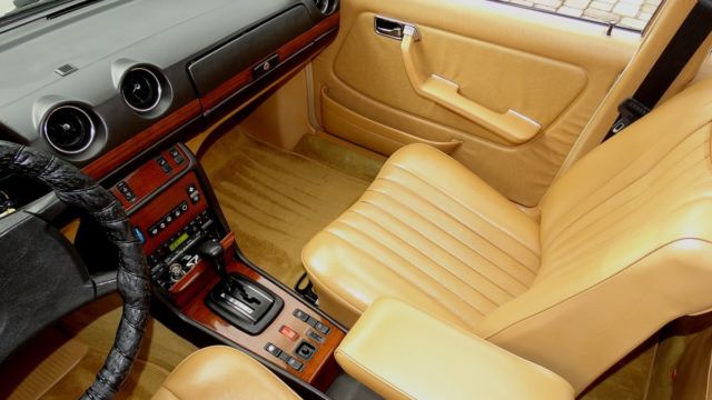 1985 Mercedes-Benz 300-Series FACTORY LEATHER - photo 13