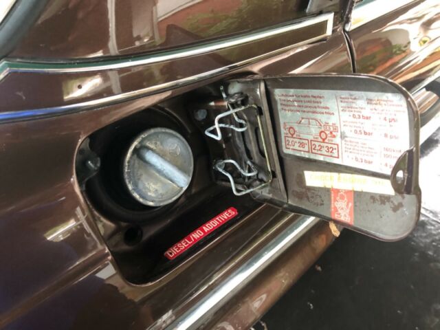 1985 Mercedes-Benz 300-Series 300D Turbo Diesel - photo 10