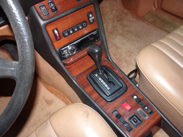 1985 Mercedes-Benz 300-Series TD - photo 10