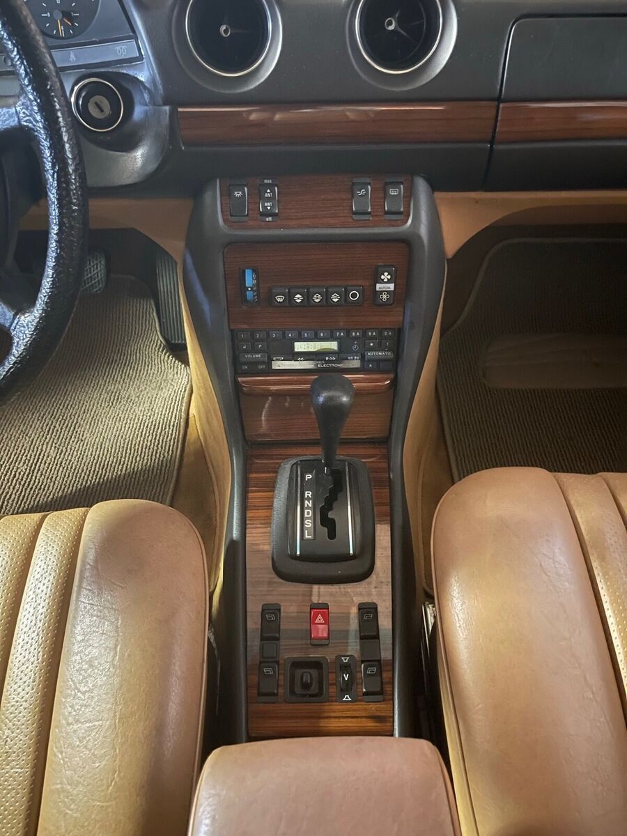 1985 Mercedes-Benz 300-Series - photo 11