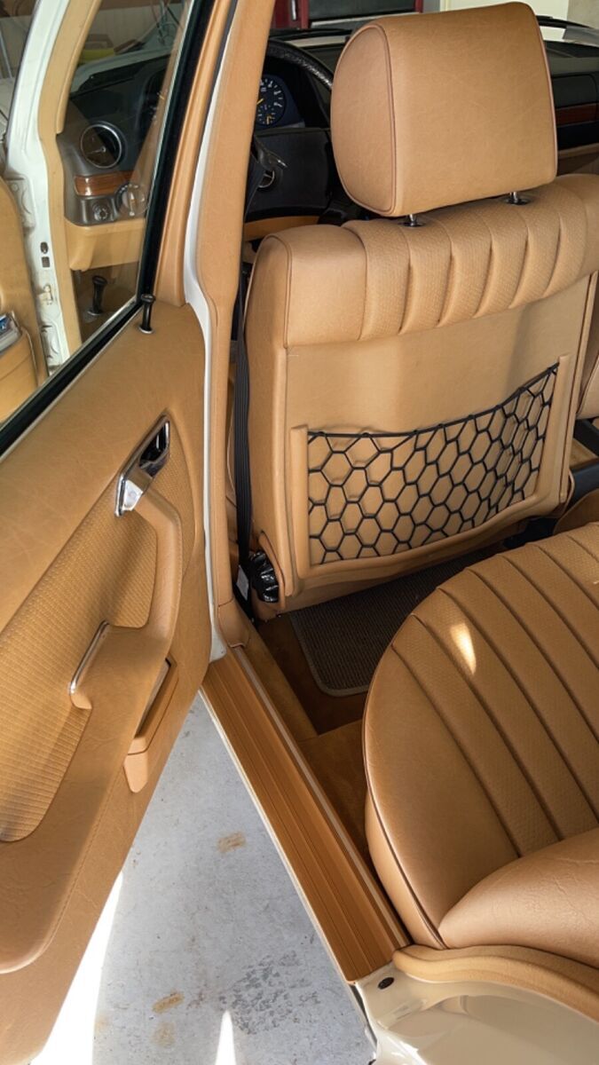 1985 Mercedes-Benz 300-Series - photo 12