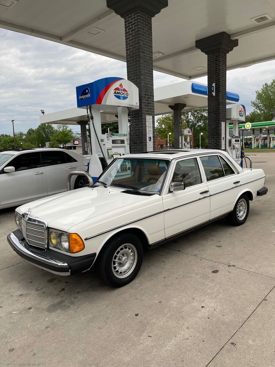 1985 Mercedes-Benz 300-Series - photo 5