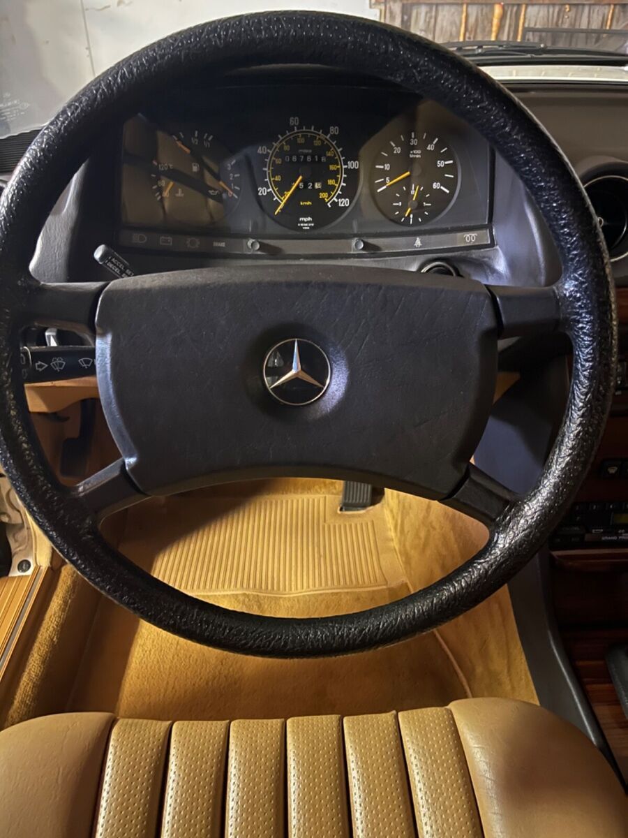 1985 Mercedes-Benz 300-Series - photo 9