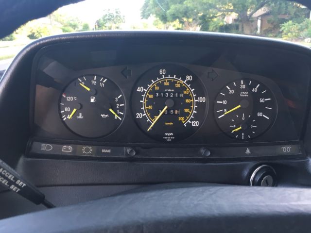 1985 Mercedes-Benz 300-Series - photo 8