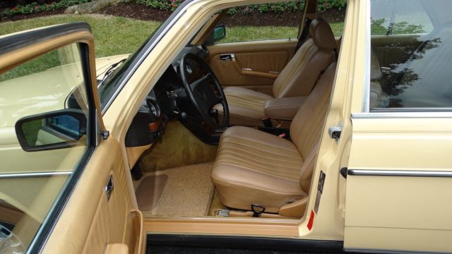 1985 Mercedes-Benz 300-Series SEE FULL DESCRIPTION BELOW - photo 10