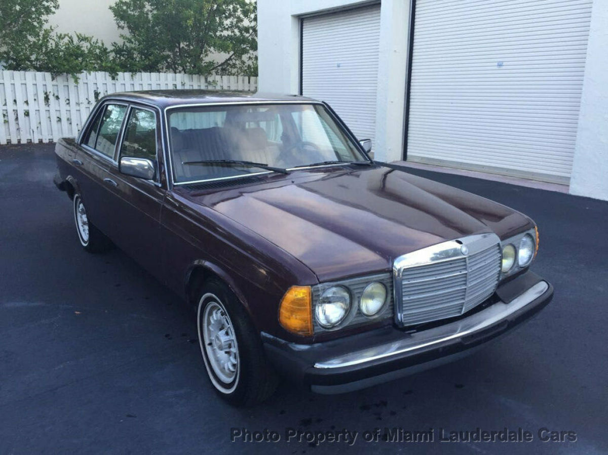 1985 Mercedes-Benz 300-Series 300D Turbodiesel W123 - photo 12